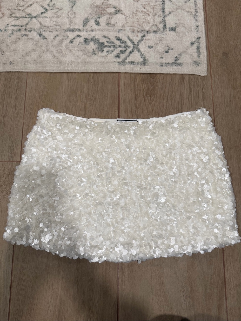 Runaway The Label White Sequin Mini Skirt ✨